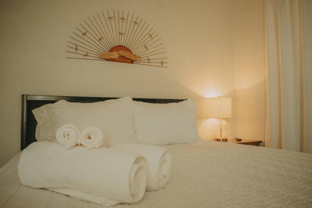 Casa Charleston-3Br-2Bath-Hot Tub-Pet Friendly-No Pet Fees! Villa Albuquerque Buitenkant foto