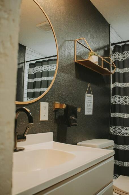 Casa Charleston-3Br-2Bath-Hot Tub-Pet Friendly-No Pet Fees! Villa Albuquerque Buitenkant foto