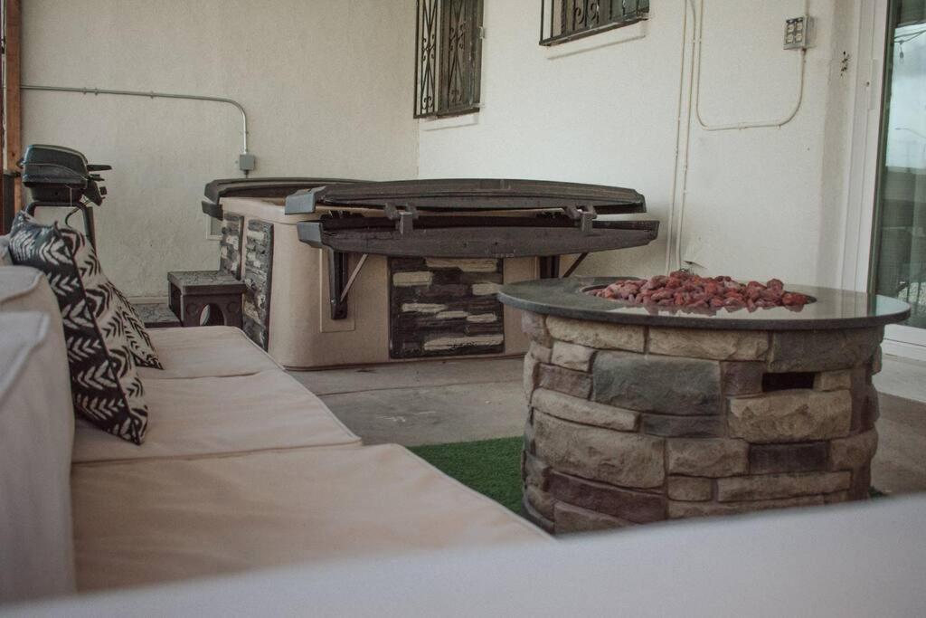 Casa Charleston-3Br-2Bath-Hot Tub-Pet Friendly-No Pet Fees! Villa Albuquerque Buitenkant foto