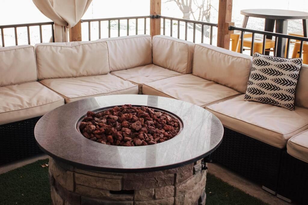 Casa Charleston-3Br-2Bath-Hot Tub-Pet Friendly-No Pet Fees! Villa Albuquerque Buitenkant foto